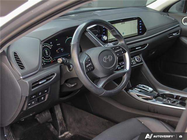 2023 Hyundai Sonata Hybrid Ultimate (Stk: 111699) in London - Image 12 of 25