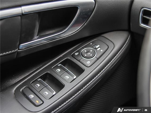 2023 Hyundai Sonata Hybrid Ultimate (Stk: 111699) in London - Image 16 of 25