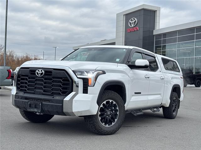 2025 Toyota Tundra SR5 (Stk: X038063) in Cranbrook - Image 1 of 21