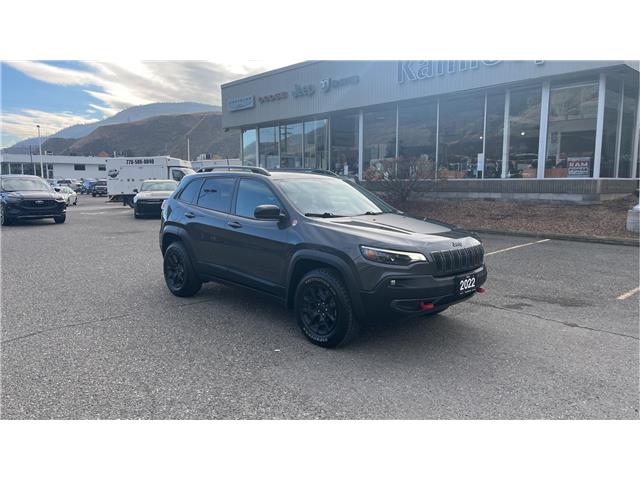 2022 Jeep Cherokee Trailhawk (Stk: TS157A) in Kamloops - Image 10 of 28
