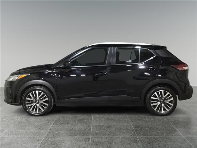 2022 Nissan Kicks SV photo 2