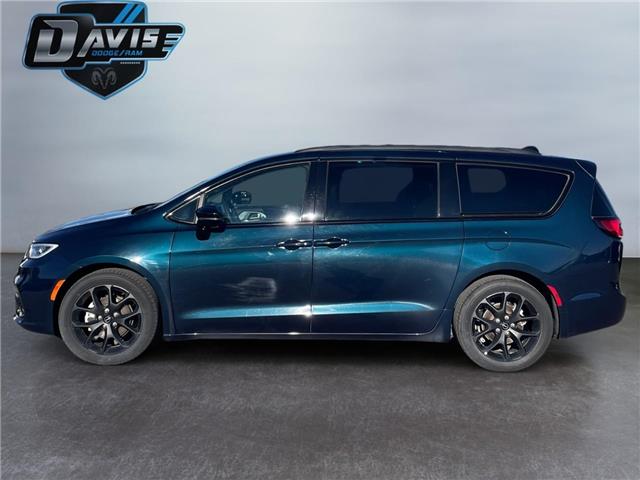 2024 Chrysler Pacifica Touring-L (Stk: 30336) in Fort Macleod - Image 2 of 25