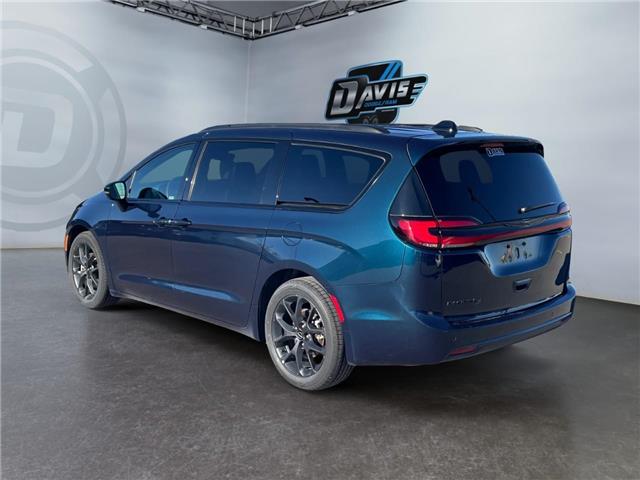 2024 Chrysler Pacifica Touring-L (Stk: 30336) in Fort Macleod - Image 3 of 25