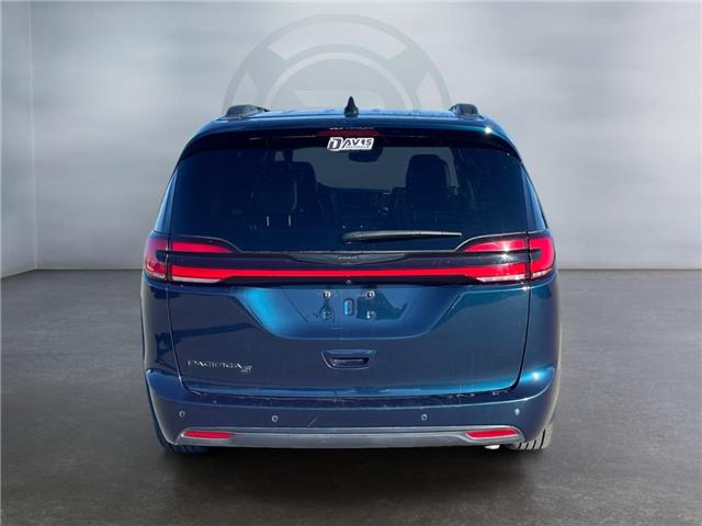 2024 Chrysler Pacifica Touring-L (Stk: 30336) in Fort Macleod - Image 4 of 25