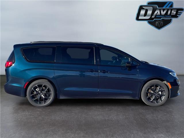 2024 Chrysler Pacifica Touring-L (Stk: 30336) in Fort Macleod - Image 6 of 25