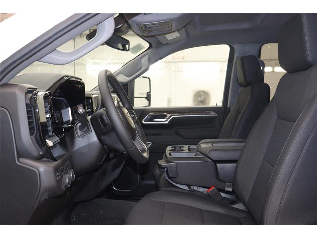 2026 Chevrolet Silverado 2500HD LT (Stk: T3226) in Watrous - Image 16 of 43