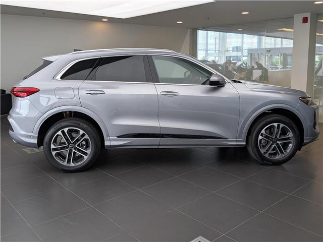 2025 Audi New Q5 2.0T (Stk: 184155) in Oakville - Image 2 of 11