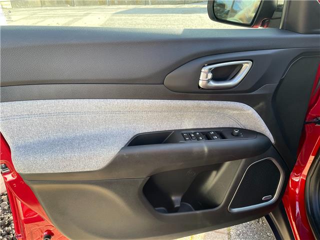 2025 Jeep Compass North (Stk: K26115A) in Listowel - Image 9 of 18