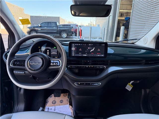 2025 Fiat 500e Base (Stk: F25012) in London - Image 14 of 22