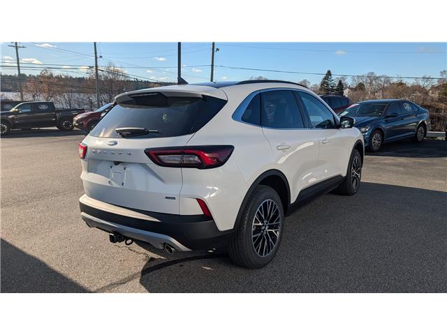 2026 Ford Escape PHEV (Stk: ES613) in Miramichi - Image 5 of 14