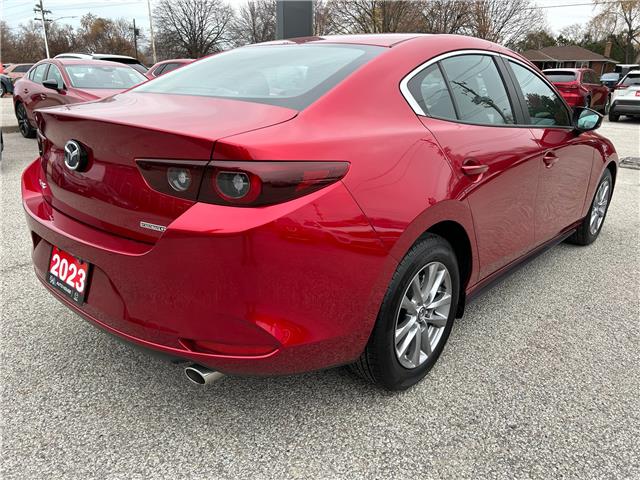 2023 Mazda Mazda3 GS (Stk: M6031) in Sarnia - Image 5 of 32 2023 Mazda Mazda3 GS (Stk: M6031) in Sarnia - Image 5 of 32
