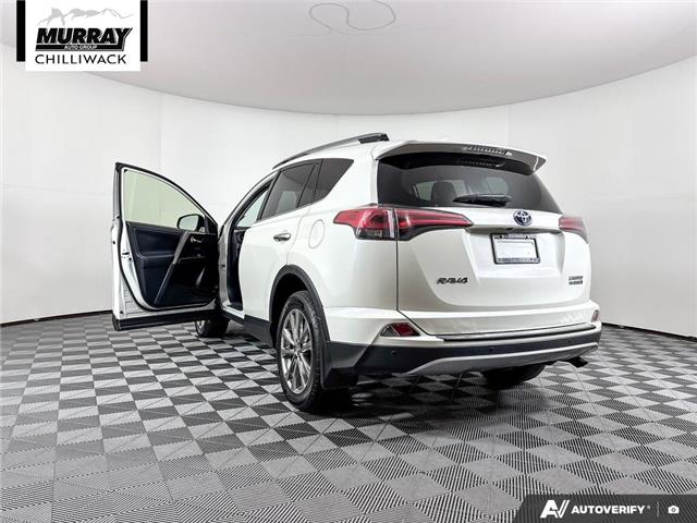 2017 Toyota RAV4 Hybrid Limited (Stk: A3425) in Chilliwack - Image 16 of 36