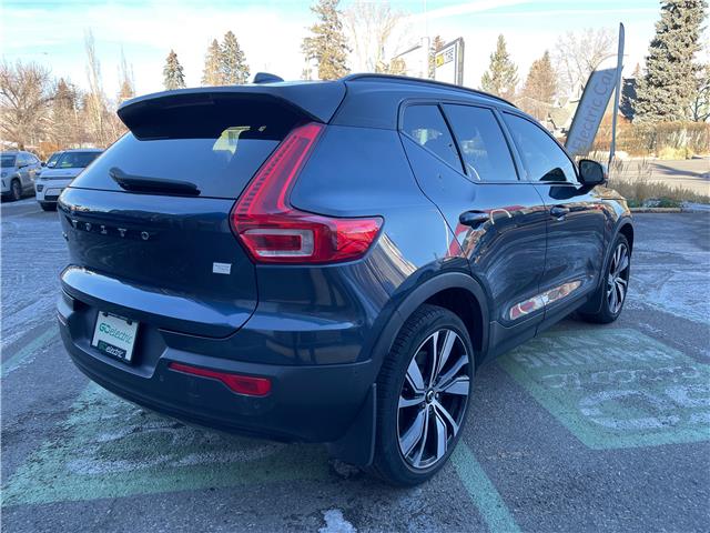 2022 Volvo XC40 Recharge Pure Electric P8 Plus (Stk: R-22VOXGRA0907) in Calgary - Image 5 of 16