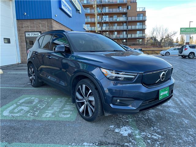 2022 Volvo XC40 Recharge Pure Electric P8 Plus (Stk: R-22VOXGRA0907) in Calgary - Image 7 of 16
