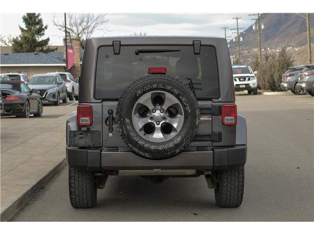 2016 Jeep Wrangler Unlimited Sahara (Stk: UT2214) in Kamloops - Image 4 of 22