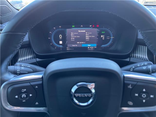 2022 Volvo XC40 Recharge Pure Electric P8 Plus (Stk: R-22VOXGRA0907) in Calgary - Image 13 of 16