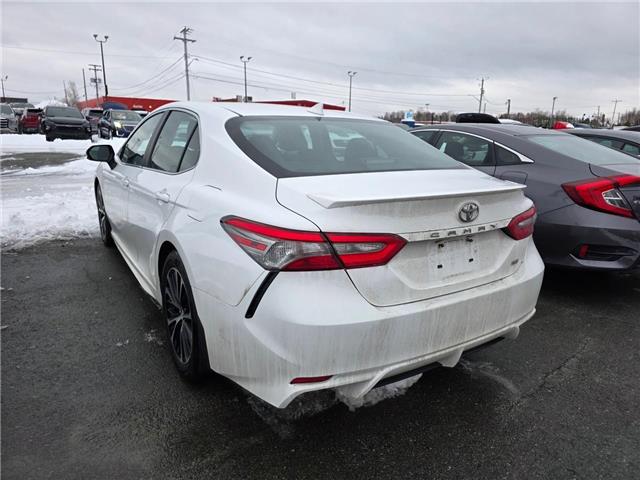 2018 Toyota Camry  (Stk: 26022A) in Rouyn-Noranda - Image 2 of 2