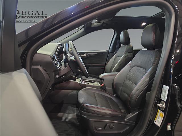 2026 Ford Escape ST-Line (Stk: T9864) in ROSETOWN - Image 9 of 17