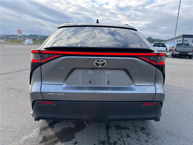 2026 Toyota bZ XLE (Stk: A000355) in Cranbrook - Image 4 of 21