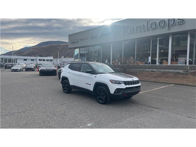2023 Jeep Compass Trailhawk (Stk: 1339) in Kamloops - Image 10 of 25