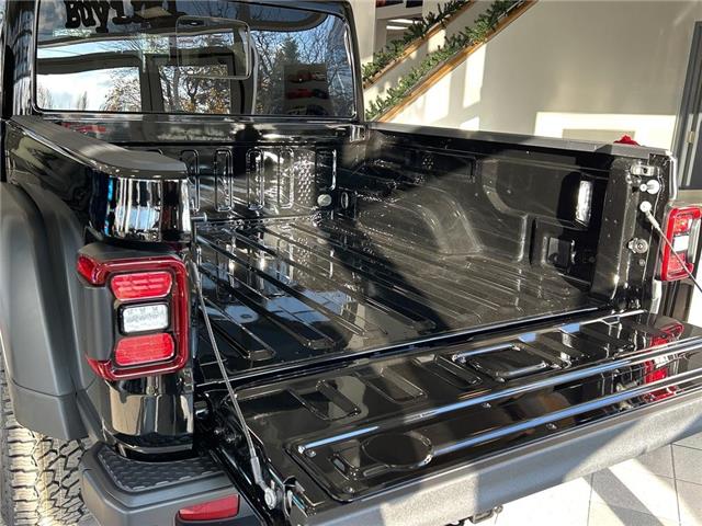 2026 Jeep Gladiator Mojave (Stk: 26-0027) in Toronto - Image 9 of 17