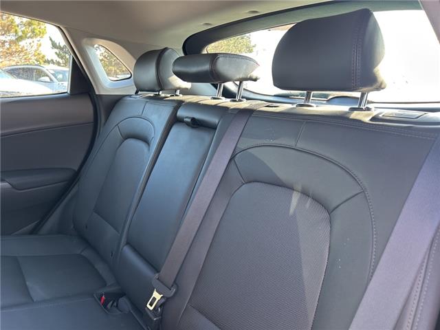 2022 Hyundai Kona 2.0L Preferred Sun & Leather Package (Stk: 261759A) in Aurora - Image 12 of 20