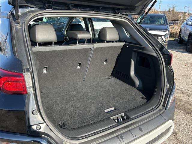2022 Hyundai Kona 2.0L Preferred Sun & Leather Package (Stk: 261759A) in Aurora - Image 13 of 20