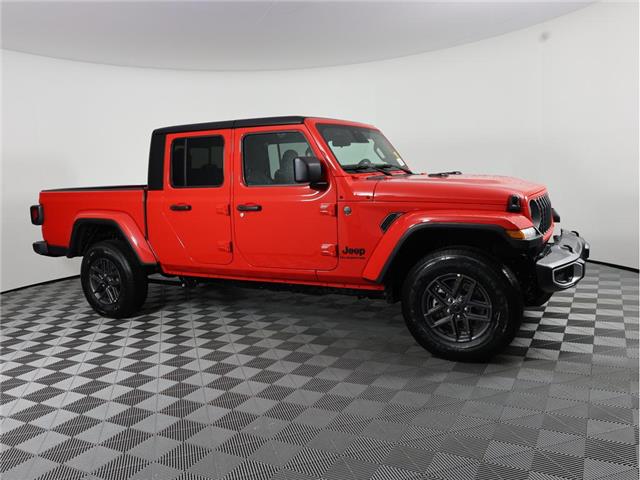 2026 Jeep Gladiator Sport S (Stk: 26J029) in Calgary - Image 5 of 18