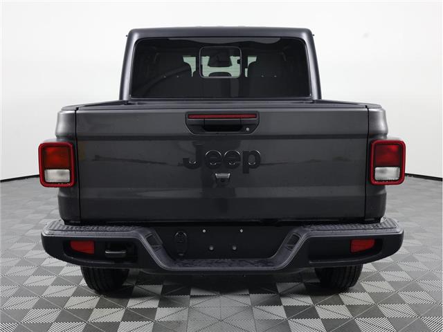 2026 Jeep Gladiator Sport S (Stk: 26J031) in Calgary - Image 7 of 18