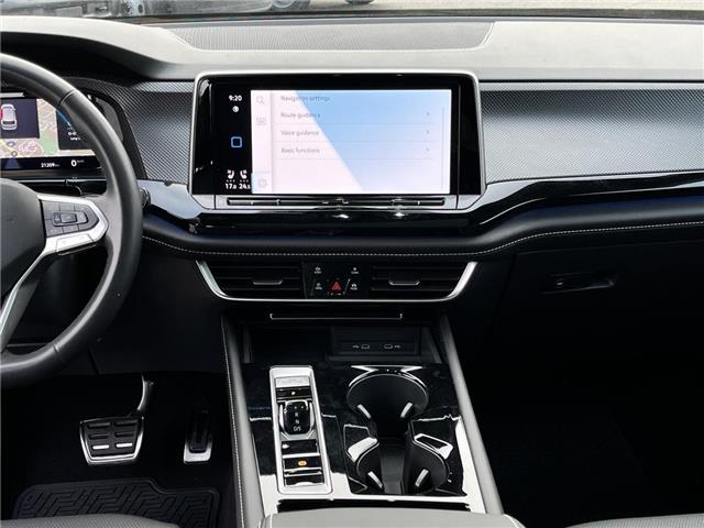 2024 Volkswagen Atlas Cross Sport 2.0 TSI Execline (Stk: DZ1085C) in Ottawa - Image 13 of 20