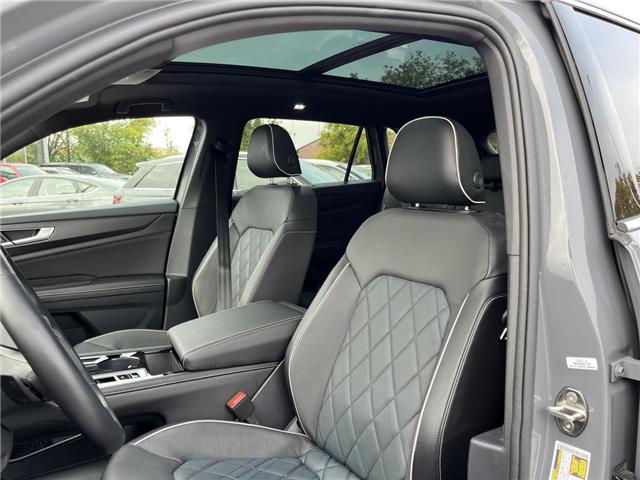 2024 Volkswagen Atlas Cross Sport 2.0 TSI Execline (Stk: DZ1085C) in Ottawa - Image 15 of 20