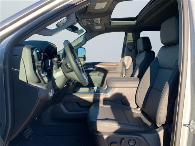 2026 GMC Sierra 3500HD SLT (Stk: 351350) in Medicine Hat - Image 9 of 16