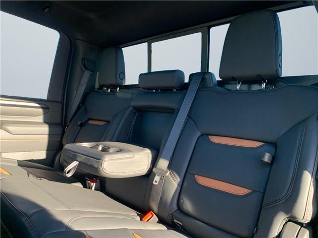 2026 GMC Sierra 3500HD AT4 (Stk: 351097) in Medicine Hat - Image 13 of 16