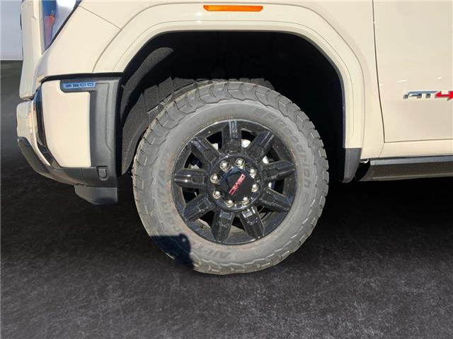 2026 GMC Sierra 3500HD AT4 (Stk: 351097) in Medicine Hat - Image 14 of 16