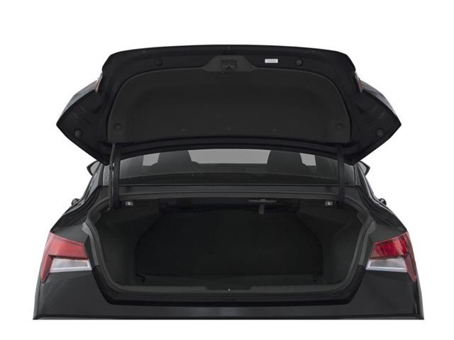 2025 Hyundai Elantra Preferred w/Tech Package (Stk: 34675) in Scarborough - Image 8 of 12
