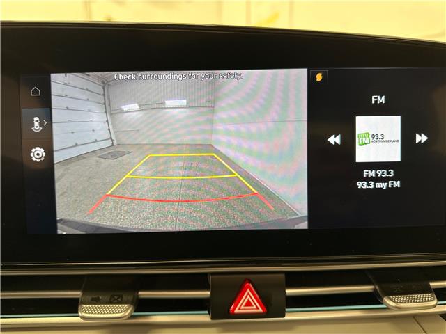 2025 Hyundai Elantra HEV Luxury w/Two-Tone Interior (Stk: 43175J) in Belleville - Image 17 of 25