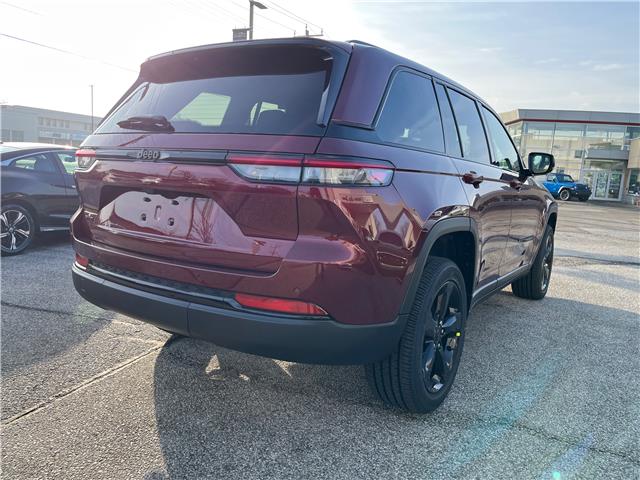 2025 Jeep Grand Cherokee Laredo (Stk: 25-430) in Sarnia - Image 4 of 22
