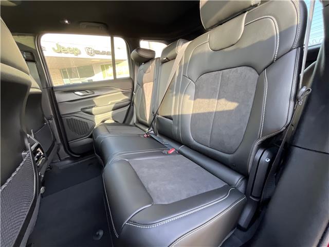 2025 Jeep Grand Cherokee Laredo (Stk: 25-430) in Sarnia - Image 20 of 22