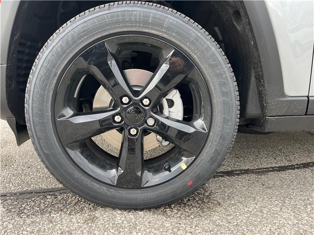 2025 Jeep Grand Cherokee Laredo (Stk: 25-431) in Sarnia - Image 7 of 22