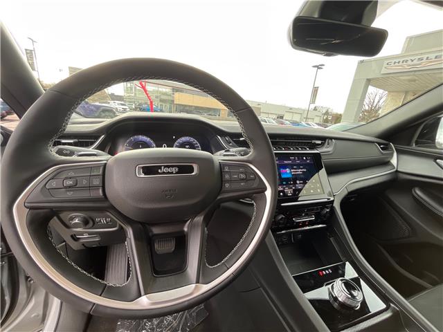 2025 Jeep Grand Cherokee Laredo (Stk: 25-431) in Sarnia - Image 12 of 22