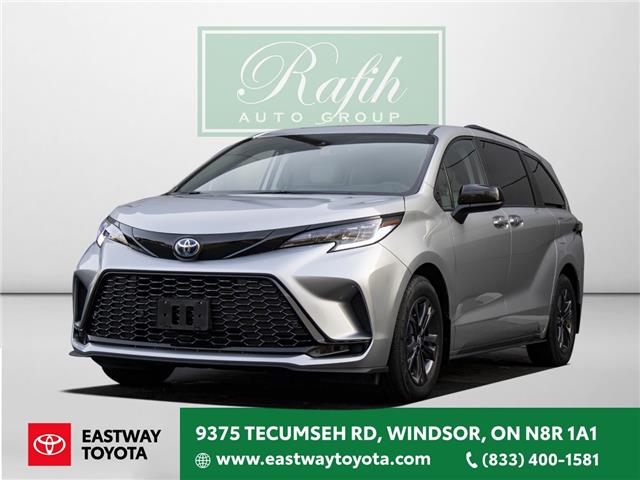 2025 Toyota Sienna XSE 7-Passenger - 5,856km
