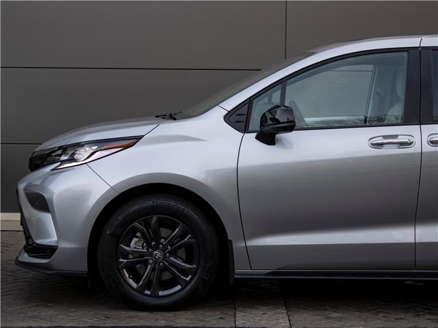 2025 Toyota Sienna XSE 7-Passenger (Stk: TR6275) in Windsor - Image 4 of 32