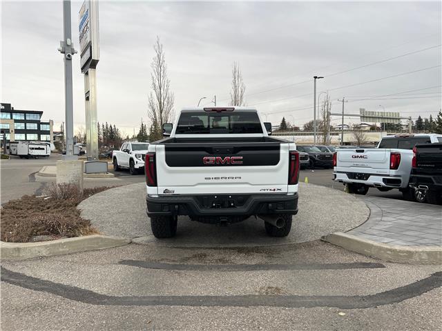 2026 GMC Sierra 2500HD AT4X (Stk: TF136660) in Calgary - Image 4 of 23