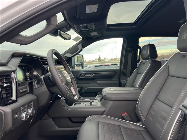 2026 GMC Sierra 2500HD AT4X (Stk: TF136660) in Calgary - Image 12 of 23