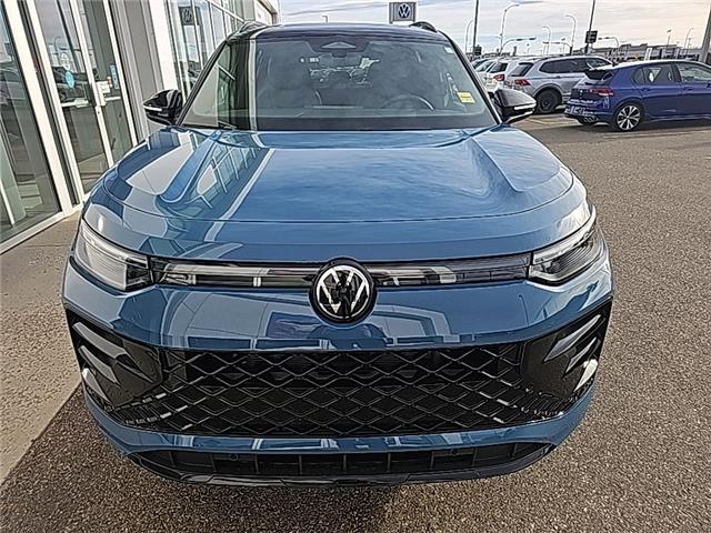 2026 Volkswagen Tiguan Comfortline R-Line Black Edition (Stk: 26310) in Lethbridge - Image 7 of 26