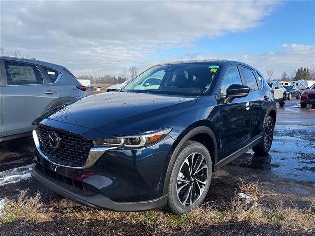 2025 Mazda CX-5 GS (Stk: 225-192) in Pembroke - Image 1 of 6