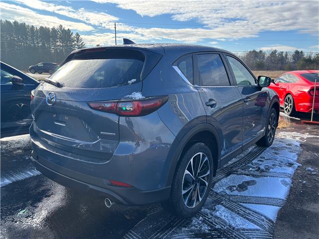 2025 Mazda CX-5 GS (Stk: 225-185) in Pembroke - Image 3 of 6 2025 Mazda CX-5 GS (Stk: 225-185) in Pembroke - Image 3 of 6