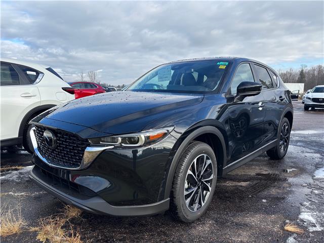 2025 Mazda CX-5 GS (Stk: 225-206) in Pembroke - Image 1 of 6