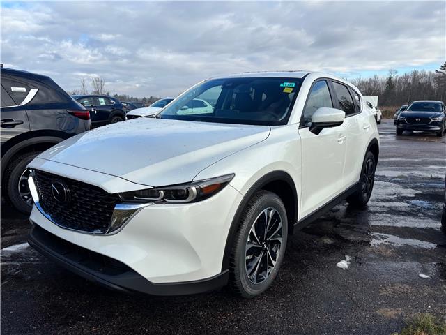 2025 Mazda CX-5 GS (Stk: 225-183) in Pembroke - Image 1 of 6