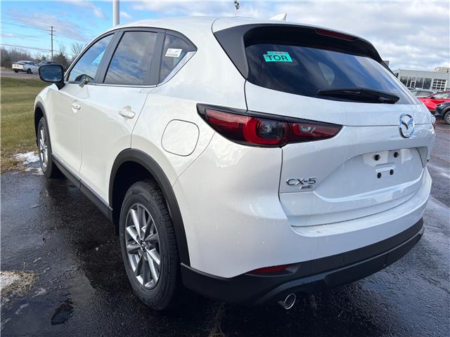 2025 Mazda CX-5 GX (Stk: 225-166) in Pembroke - Image 4 of 6